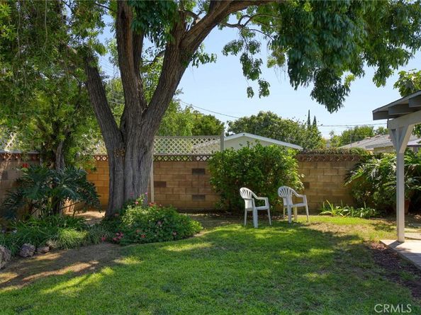 7816 Shoup Avenue, West Hills CA 91304