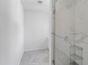 18656 Runnymede Street, Reseda CA 91335