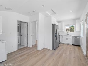 18656 Runnymede Street, Reseda CA 91335