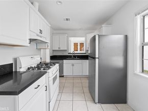 18656 Runnymede Street, Reseda CA 91335