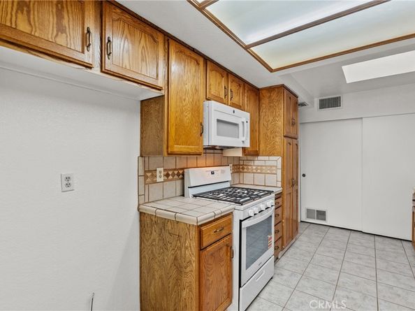 16255 Devonshire Street 31, Granada Hills CA 91344