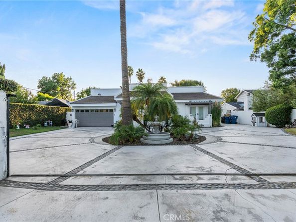 5907 Oakdale Avenue, Woodland Hills CA 91367