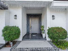 5907 Oakdale Avenue, Woodland Hills CA 91367