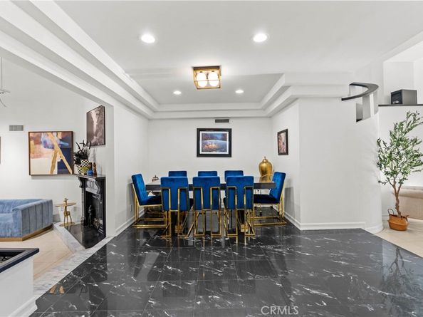 5907 Oakdale Avenue, Woodland Hills CA 91367