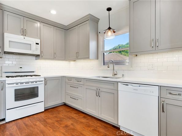 1302 N Whitnall, Burbank CA 91505