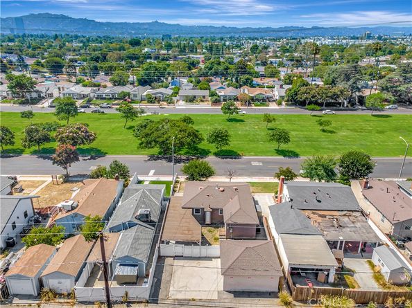 1302 N Whitnall, Burbank CA 91505