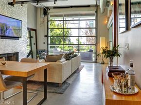 1152 N La Cienega Boulevard 203, West Hollywood CA 90069