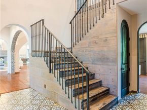 6451 Chesebro Road, Agoura Hills CA 91301