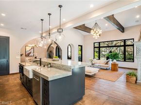 6451 Chesebro Road, Agoura Hills CA 91301