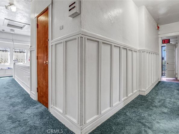 1470 W Adams Boulevard, Los Angeles CA 90007