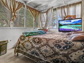 1470 W Adams Boulevard, Los Angeles CA 90007