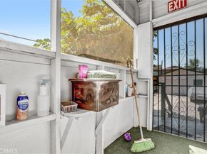 1470 W Adams Boulevard, Los Angeles CA 90007