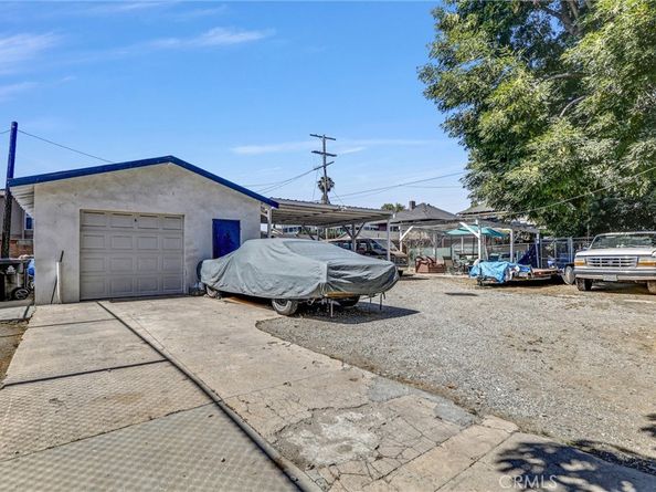 1470 W Adams Boulevard, Los Angeles CA 90007