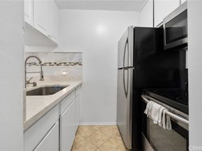 525 S Ardmore Avenue 257, Los Angeles CA 90020