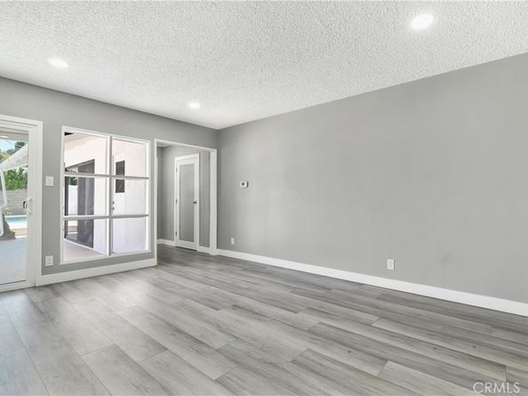 18234 Sugarman Street, Tarzana CA 91356