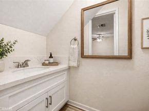 21219 Roscoe Boulevard 211, Canoga Park CA 91304