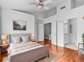 18347 Saticoy 24, Reseda CA 91335