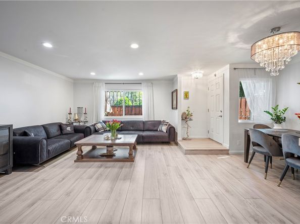 8435 Burnet 105, North Hills CA 91343