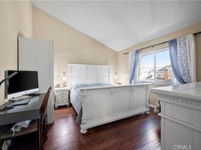 8435 Burnet 105, North Hills CA 91343