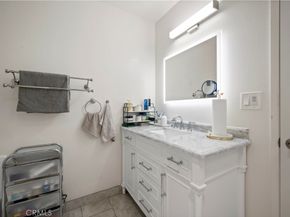 8435 Burnet 105, North Hills CA 91343