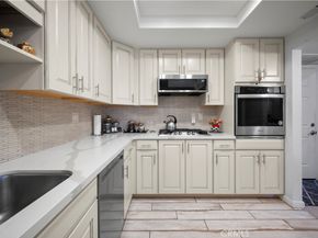 8435 Burnet 105, North Hills CA 91343