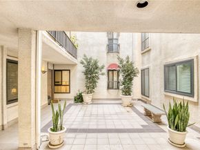 5216 Yarmouth 107, Encino CA 91316