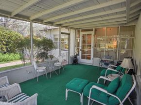 1083 E Fairmount, Burbank CA 91501