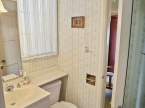 1083 E Fairmount, Burbank CA 91501