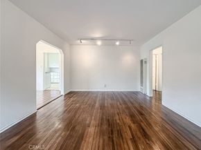 866 Flower Avenue, Venice CA 90291