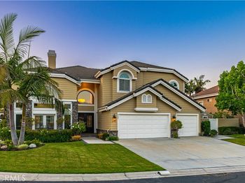 6561 Horseshoe Lane