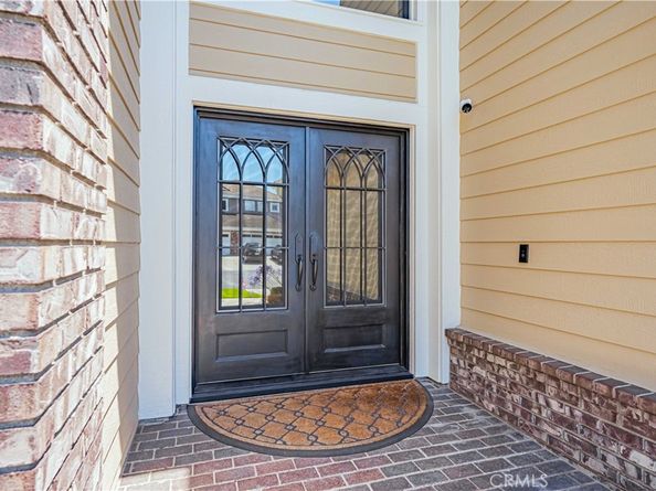 6561 Horseshoe Lane, Huntington Beach CA 92648