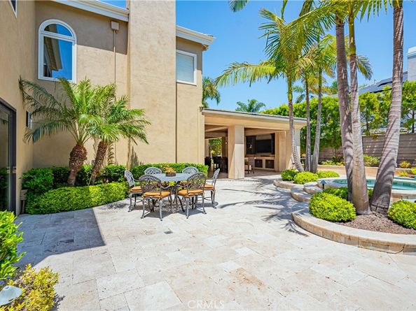 6561 Horseshoe Lane, Huntington Beach CA 92648