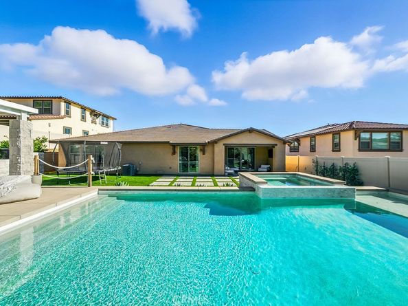 2428 Monroe Place, Escondido CA 92027