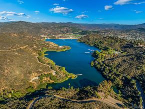 2428 Monroe Place, Escondido CA 92027