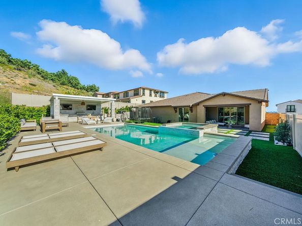 2428 Monroe Place, Escondido CA 92027