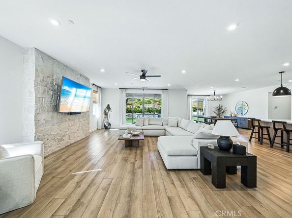2428 Monroe Place, Escondido CA 92027
