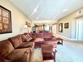 300 E 4th Street 422, Long Beach CA 90802