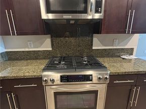 300 E 4th Street 422, Long Beach CA 90802