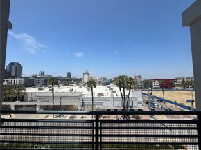 300 E 4th Street 422, Long Beach CA 90802