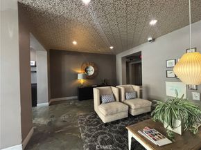 300 E 4th Street 422, Long Beach CA 90802