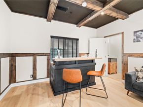 7422 valaho, Tujunga CA 91042