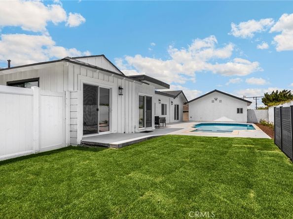 3033 E Sunset Hill Drive, West Covina CA 91791