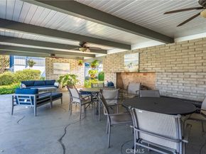 1107 W Memory Lane 17A, Santa Ana CA 92706