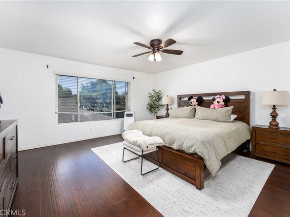 1107 W Memory Lane 17A, Santa Ana CA 92706