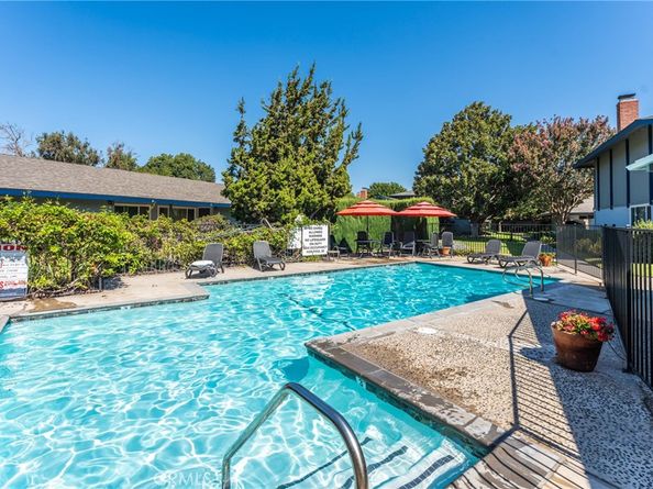 1107 W Memory Lane 17A, Santa Ana CA 92706