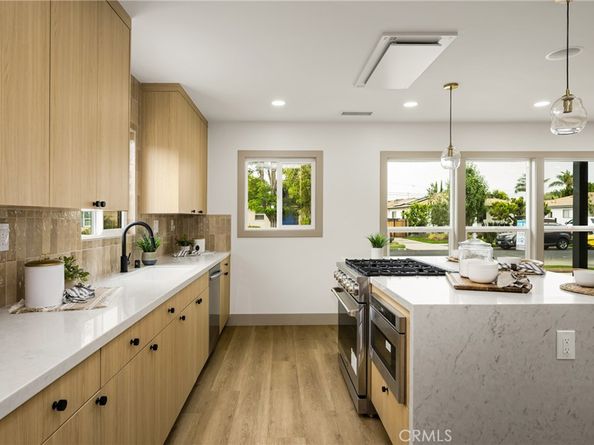 5161 E 27th Street, Long Beach CA 90815