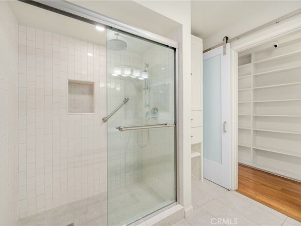 372 Carroll Park E 305, Long Beach CA 90814