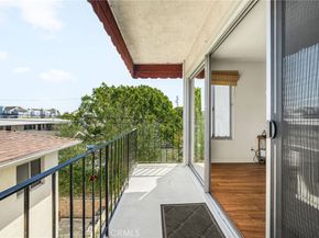 372 Carroll Park E 305, Long Beach CA 90814