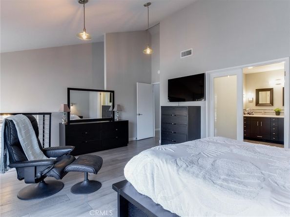 2298 Rose Avenue 110, Signal Hill CA 90755