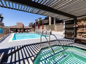 2298 Rose Avenue 110, Signal Hill CA 90755